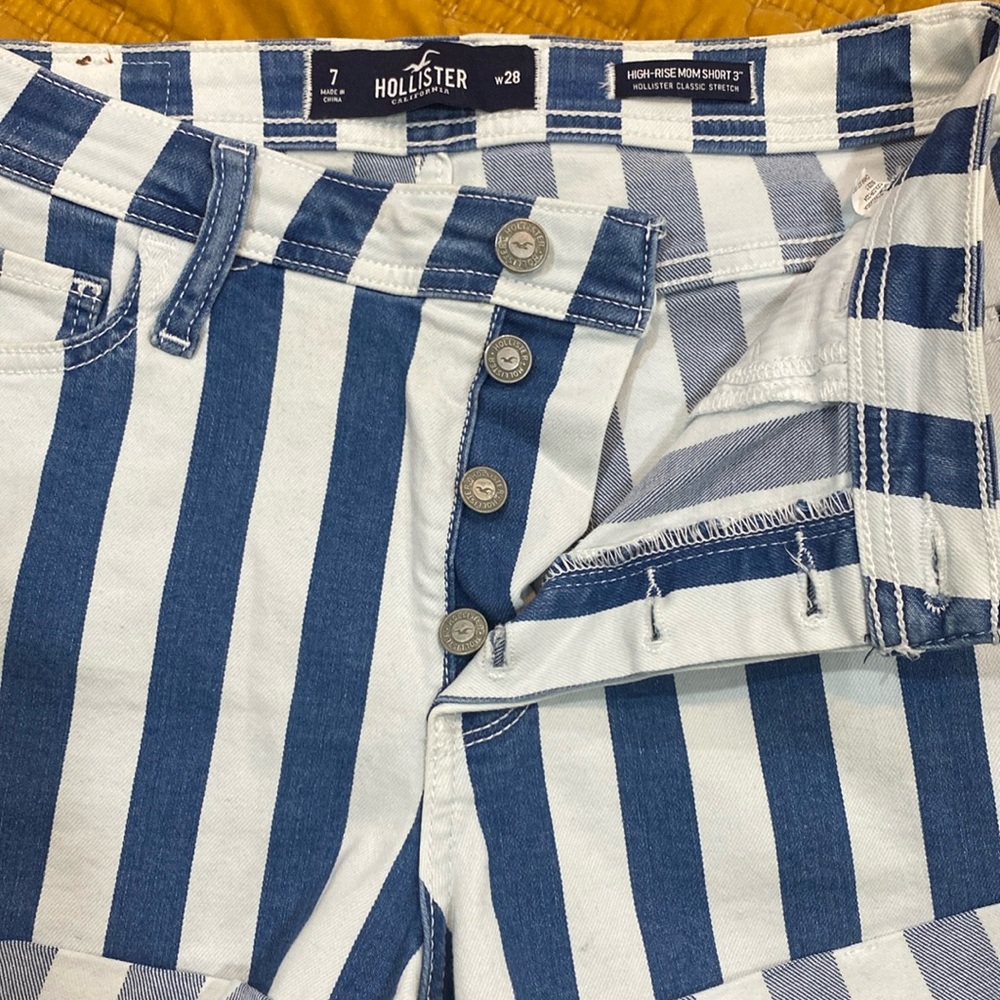 Hollister Jeans shorts size 28